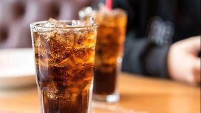 مواد غذایی که می‌توانند ریزش مو را تشدید کنند