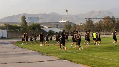 نوجوانان پرسپولیس به‌تنهایی در صدر