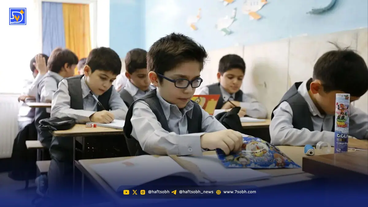 تک‌شیفت شدن بدون مدرسه و معلم