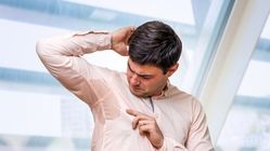 مصرف چه گیاهانی به کاهش عرق کردن بدن در تابستان کمک می‌کنند؟