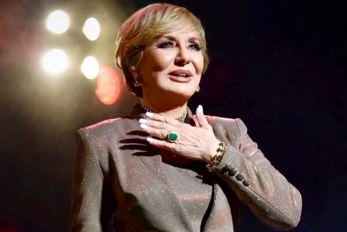 سفر در زمان؛ عکس زیرخاکی « گوگوش، فرزان دلجو و شهرام شب پره» در زمستان برفی کوچه پس کوچه های تهران !