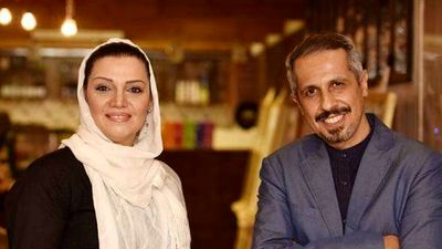  فیلم عروسی فوتبالی سعید کریمی بازیکن ملوان با زنش در ورزشگاه .../ عروس و داماد فوتبال بازی میکنن ...اینجا واقعا ایرانه .../ توی خارج هم قفله اینجوری ... 