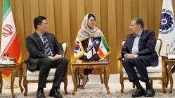 ببینید | کله‌پاچه‌خوری سفیر کره‌جنوبی در ایران به همراه همسرش
