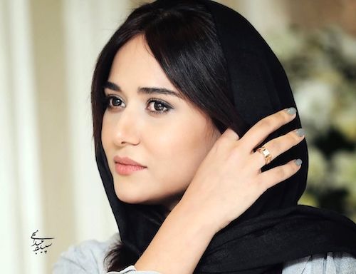 سبک آرایش پریناز ایزدیار