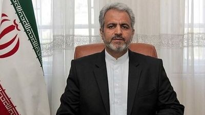 میرویس عزیزی در واکنش به مهاجرین از ایران؛ یک میلیارد افغانی کمک می‌کنم