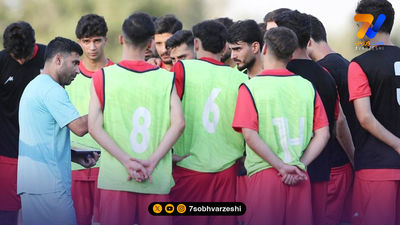 تمرین شاگردان روانخواه در باشگاه ایرانیان دبی