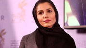 عکس کیوت و عروسکی مرجان اتفاقیان بازیگر کنکل کنار برج ایفل