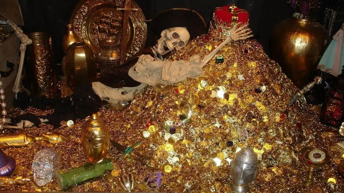 کشف گنج نایاب «جواهر اربابی» در ویرانه‌ های قلعۀ قرون وسطایی