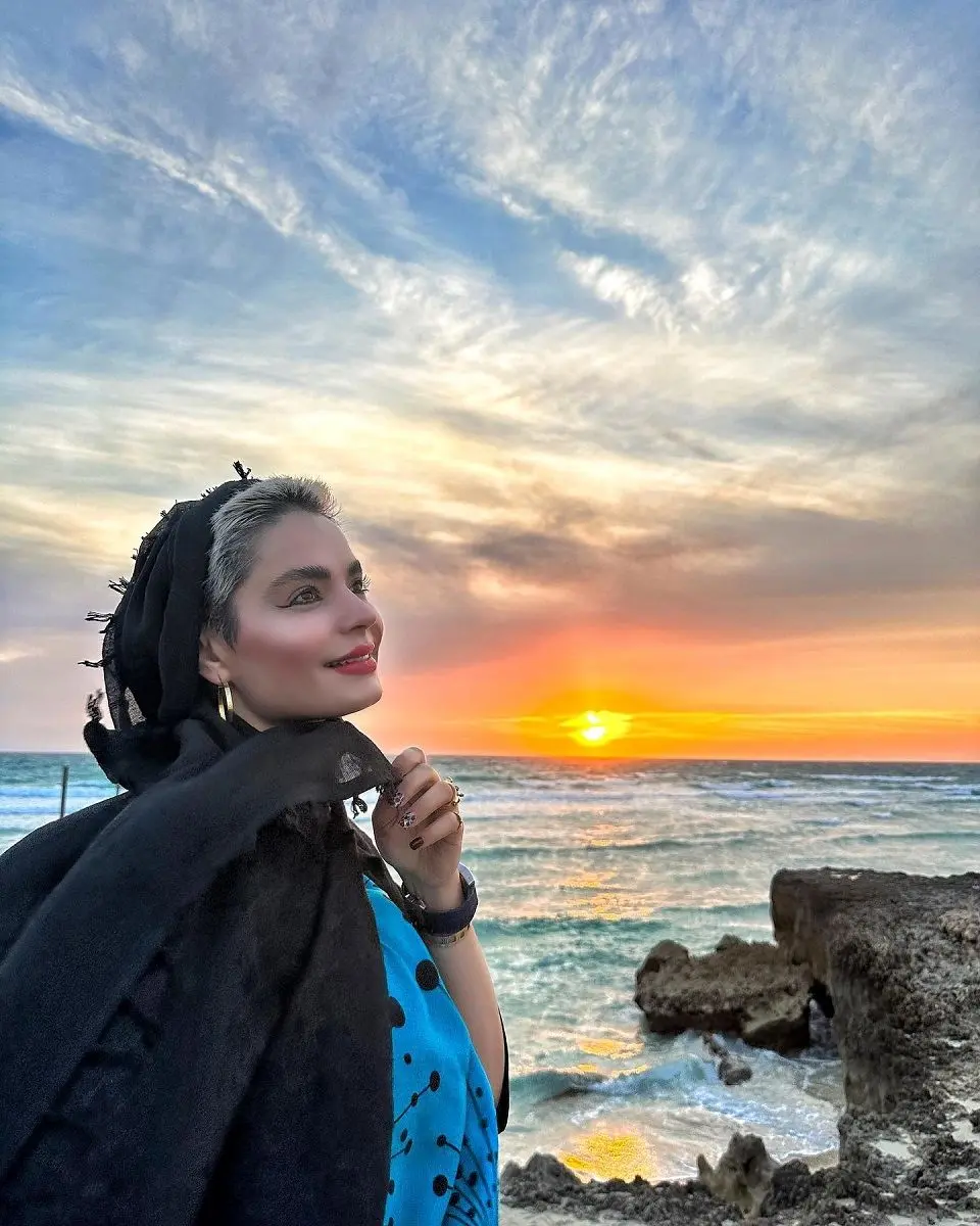 سفر سپیده خداوردی به جزیره کیش 5