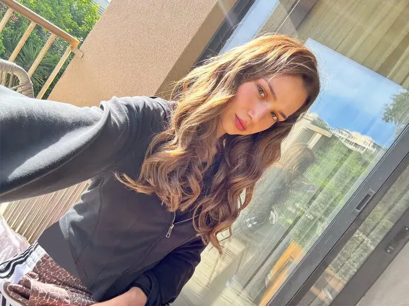 جرن آیروک (Ceren Ayruk)