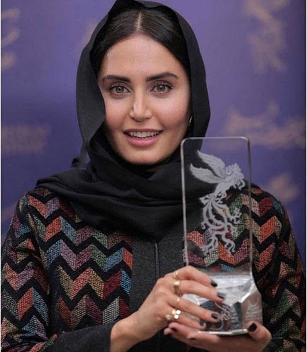 الناز شاکردوست