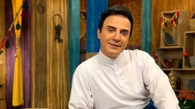 ویدئویی از نذری دادن داریوش فرضیایی در روز محرم