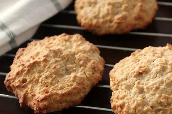 طرز تهیه بیسکویت رژیمی خانگی