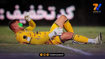 ستاره چادرملو بازی استقلال را از دست داد