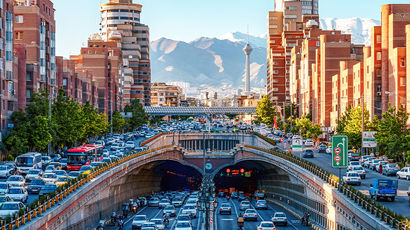 افزایش دمای تهران تا ۳۱ درجه؛ پیش‌بینی وزش باد و گردوخاک در پایان هفته