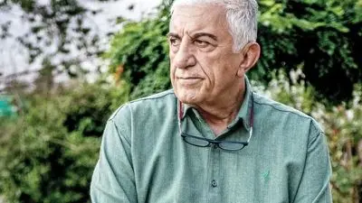 سلفی نوید پور فرج «رحیم نجار» بامداد خمار با طرفدارانش در جشنواره جهانی فیلم فجر - شیراز