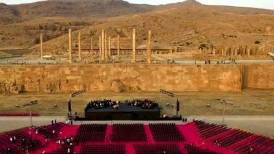 تخت‌ جمشید و نغمه‌های خطرناک