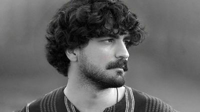  بیوگرافی و زندگی خصوصی مهدی احمدوند+ عکس