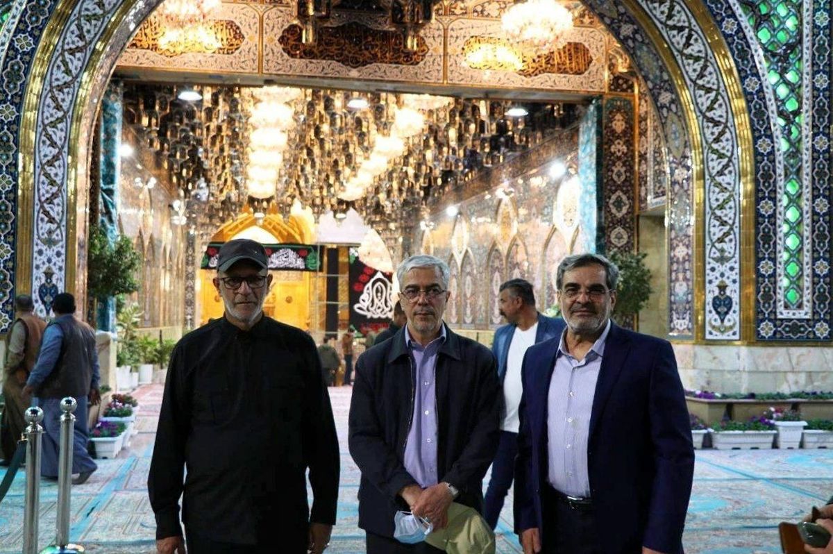 عکسی از سردار باقری در حال زیارت حرم امام حسین (ع)