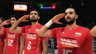 عکس پوستر تیم‌ملی والیبال ایران برای دیدار برابر اوکراین / احترام نظامی برای کشور
