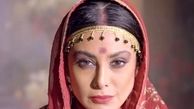 آزاده صمدی در نقش سودابه هندی؛ گریم چشم نواز آزاده صمدی برای سریال سووشون + فیلم