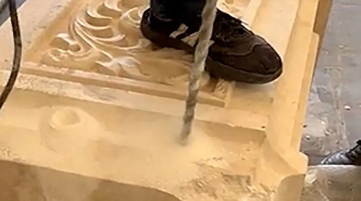 کشف بیش از ۳۰ کیلو گرم موادمخدر گُل از دل سنگ+ فیلم