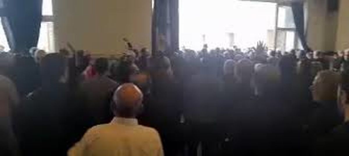واکنش‌ها به توهین به ظریف در نمازجمعه ادامه دارد