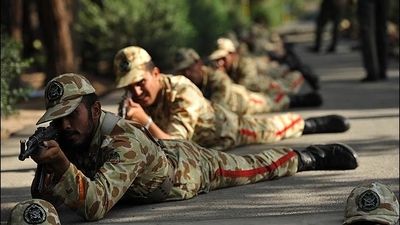 عکس کمیاب از نخستین سربازان اجباری ایران در سال ۱۳۰۴ 