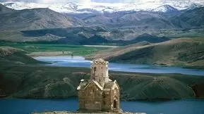 کلیسایی که برای نجات از آب، ۸۹ متر جابه‌جا شد