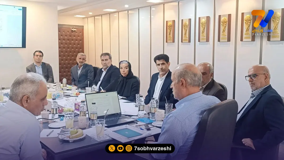 برگزاری جلسه کمیته امور استان ها با حضور مهدی تاج