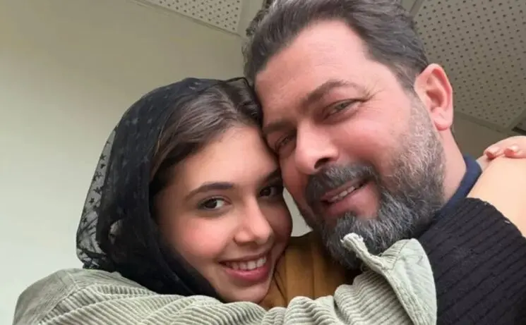 نقد و بررسی چیدمان منزل شاهانه و مجلل پژمان بازغی