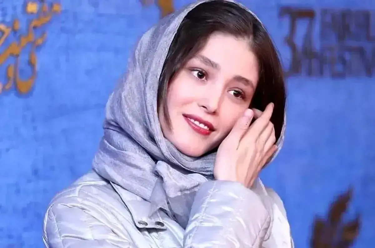 استایل جنجالی فرشته حسینی؛ لباس ۲۶۵ پوندی خانم بازیگر سوژه شد!