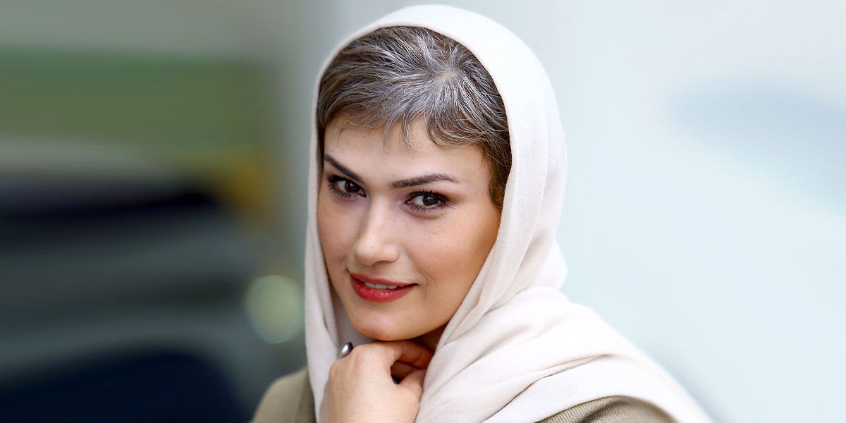 بیوگرافی لادن مستوفی بازیگر و همسرش