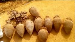 کشف گنجه هزارساله مدفون شده؛ 19 کوزه پر از سکّه‌های رومی