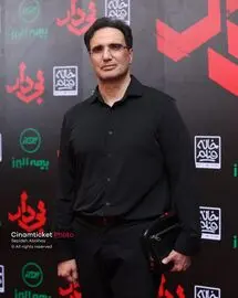 اکران مردمی فیلم بی‌دار 
