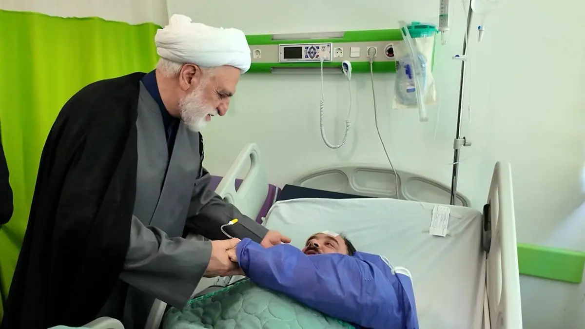 عیادت اژه‌ای از مجروحان تجاوز رژیم صهیونیستی به زندان اوین