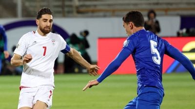 رسمی: سیاوش اکبرپور سرمربی بعثت کرمانشاه شد