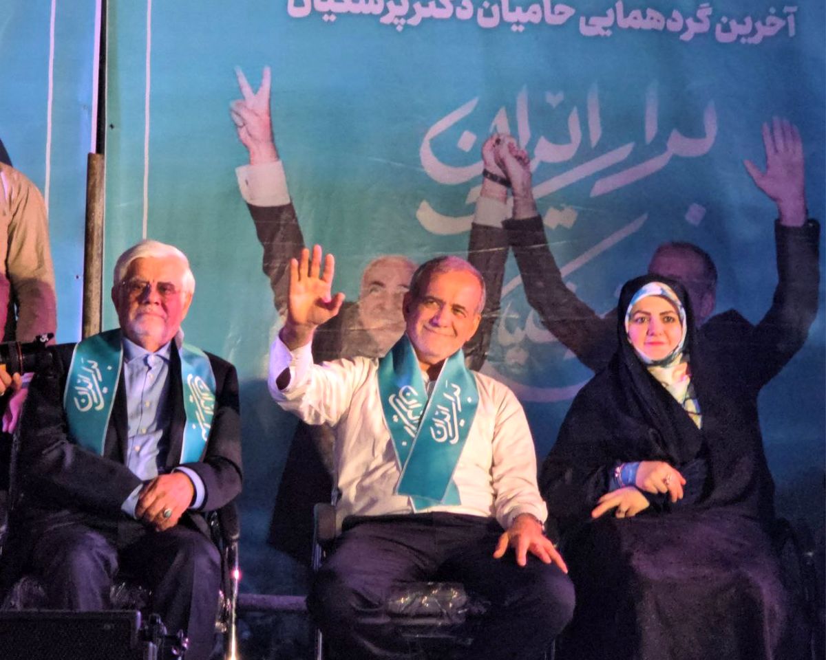 پزشکیان گفت قانون حجاب را اجرا نمیکنم