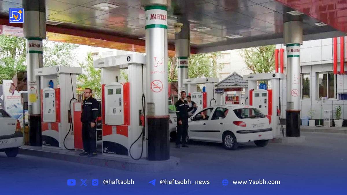 استاد! آب با بنزین مخلوط نمیشود