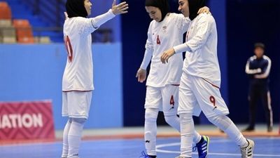 سرمربی تیم ملی فوتسال زنان، همراه با پویش صرفه‌جویی در آب