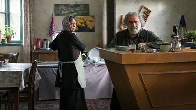 بازیگران فیلم کافه سلطان با عکس و اسامی همه نقش ها 