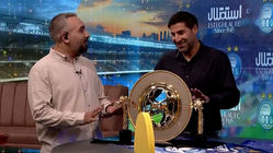 شوخی هاشم بیک زاده با مجری پرسپولیسی برنامه: تا یک سال سمت من نیا !