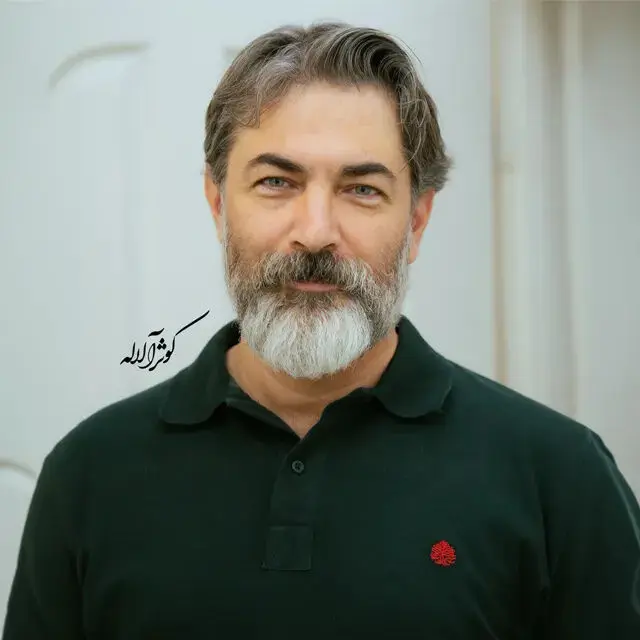 پارسا پیروزفر