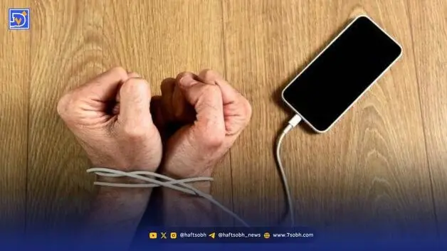چرا نمی‌توانیم گوشی را کنار بگذاریم؟ + راز اعتیاد به شبکه‌های اجتماعی