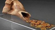 ماجرای گنج دو هزار ساله که در استخوان گاو پنهان شده بود!+عکس