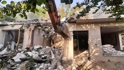 فیلم جنجالی از برخورد ماموران گشت با یک زن در خیابان+ جزئیات