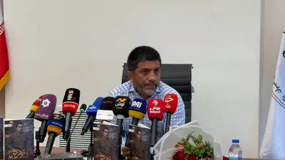 دبیر: از من هیچ آبی برای ضدانقلاب‌ها گرم نمی‌شود/ من باج نمی دهم