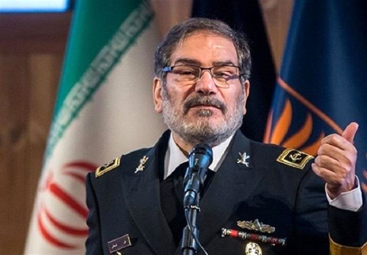 شمخانی: زنده ماندم تا جانم را برای ملت فدا کنم
