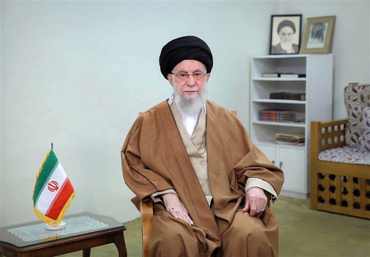 رهبر انقلاب: سال ۱۴۰۴ سال سرمایهگذاری برای تولید خواهد بود