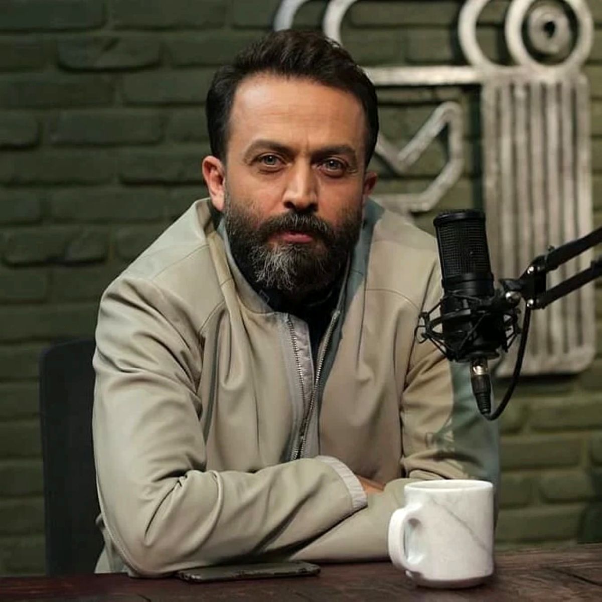 بیوگرافی مصطفی زمانی